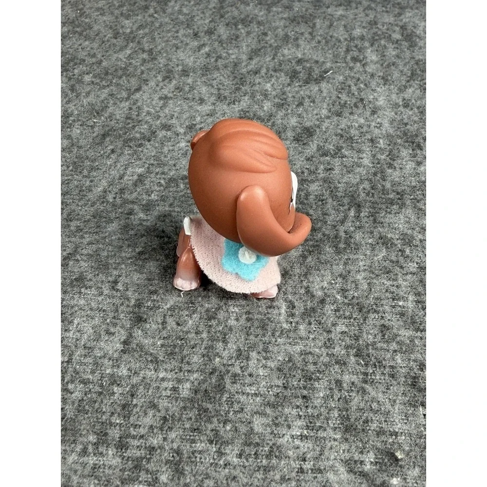 Hasbro Littlest Pet Shop‎ Brown Dog Beagle #567 Figure 2007 Blue Eyes LPS Toy
